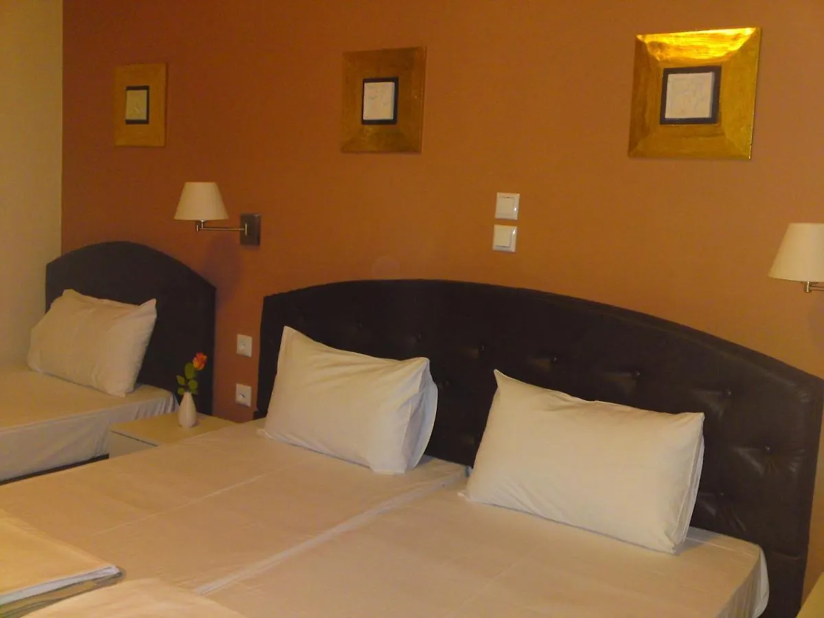 Plaza Hotel Chaniotis 3*,